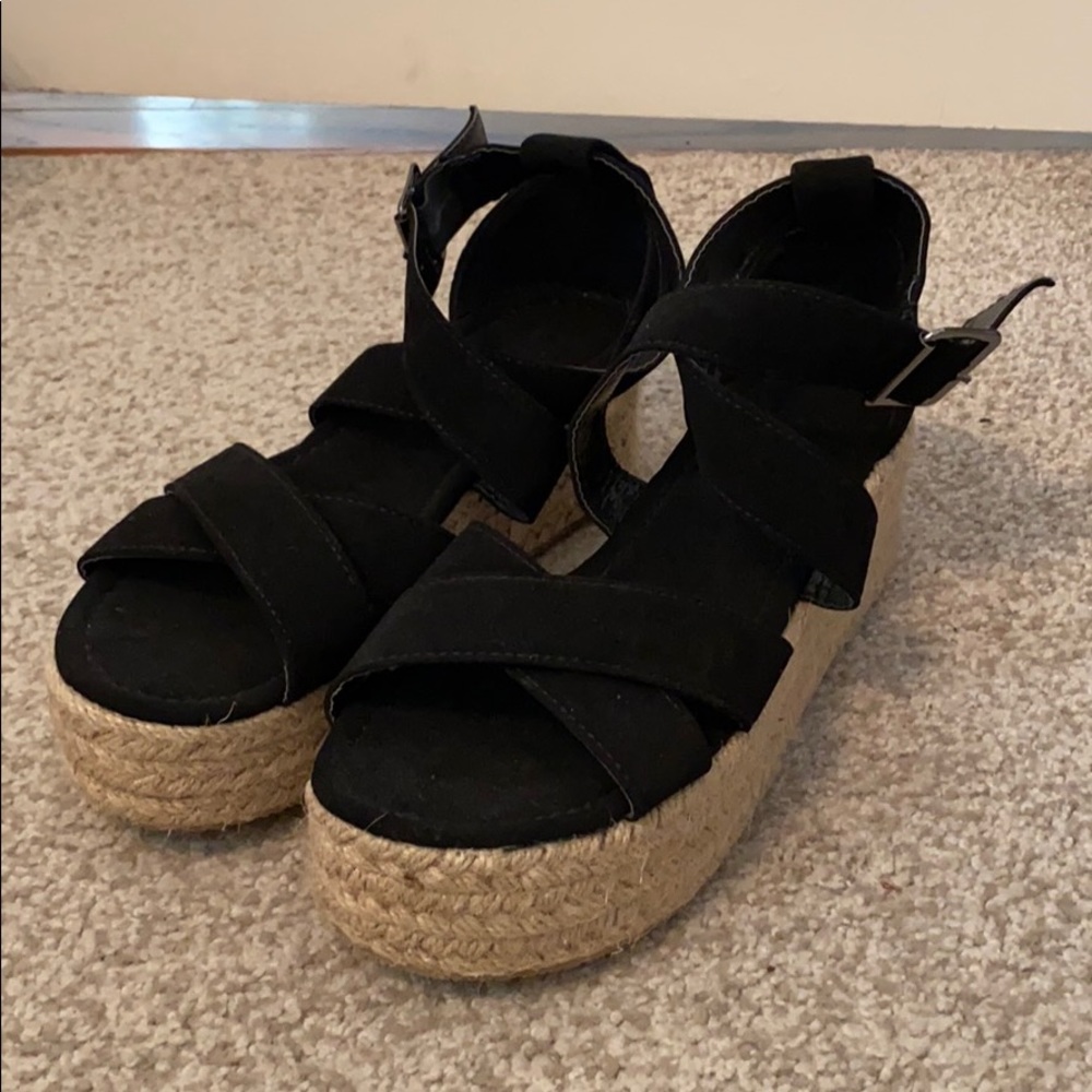 Black Espadrille Sandals☀️